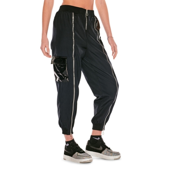 Nike Sportswear Icon Clash Zipper Pants - Picture 2 of 14